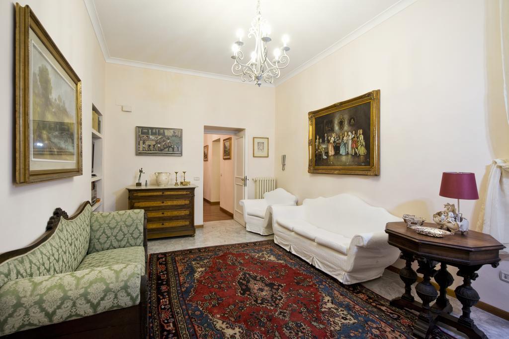 روما Fontana De Trevi Apartment الغرفة الصورة
