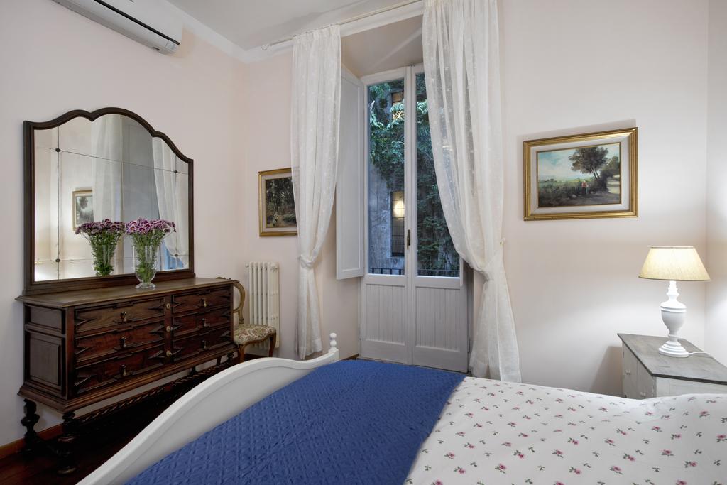 روما Fontana De Trevi Apartment الغرفة الصورة
