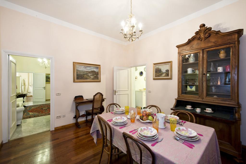 روما Fontana De Trevi Apartment الغرفة الصورة
